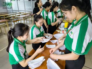 hoc vien tam quy lam banh takoyaki 6